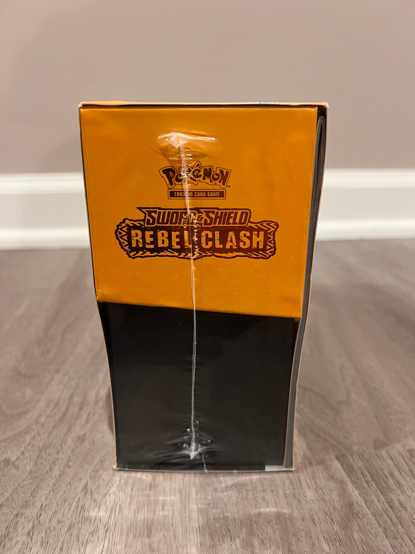 Rebel Clash Elite Trainer Box - SWSH02 (Click for picture)